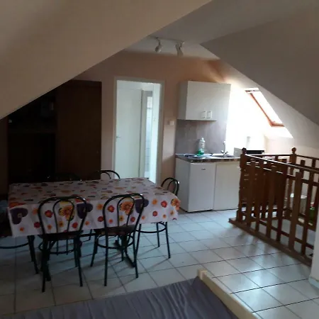Beke Apartman2 Apartmán *